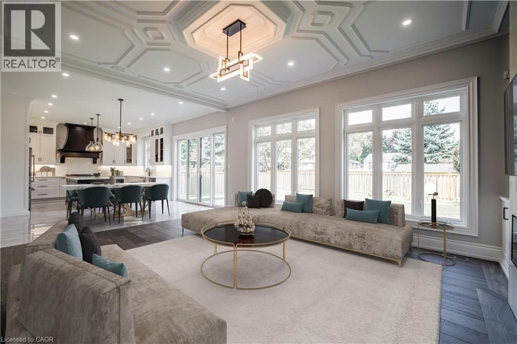 31 BAYSIDE Court, Burlington, Ontario