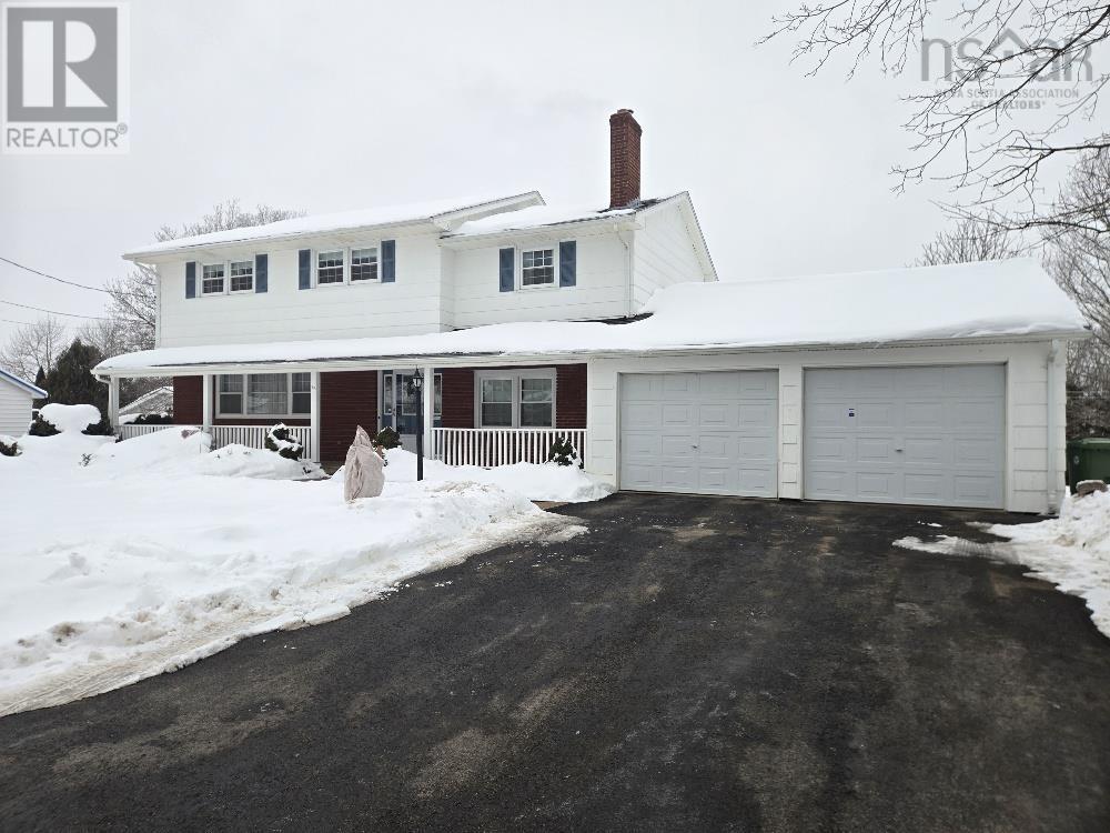 35 Fairview Drive, Truro, Nova Scotia  B2N 1S2 - Photo 1 - 202602575
