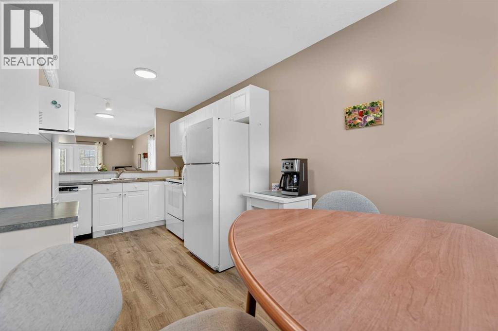 16, 103 Fairways Drive Nw, Airdrie, Alberta  T4B 2Y5 - Photo 12 - A2281183