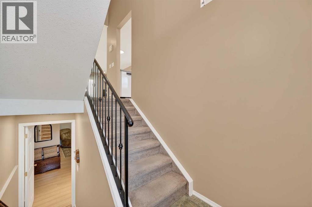 16, 103 Fairways Drive Nw, Airdrie, Alberta  T4B 2Y5 - Photo 5 - A2281183