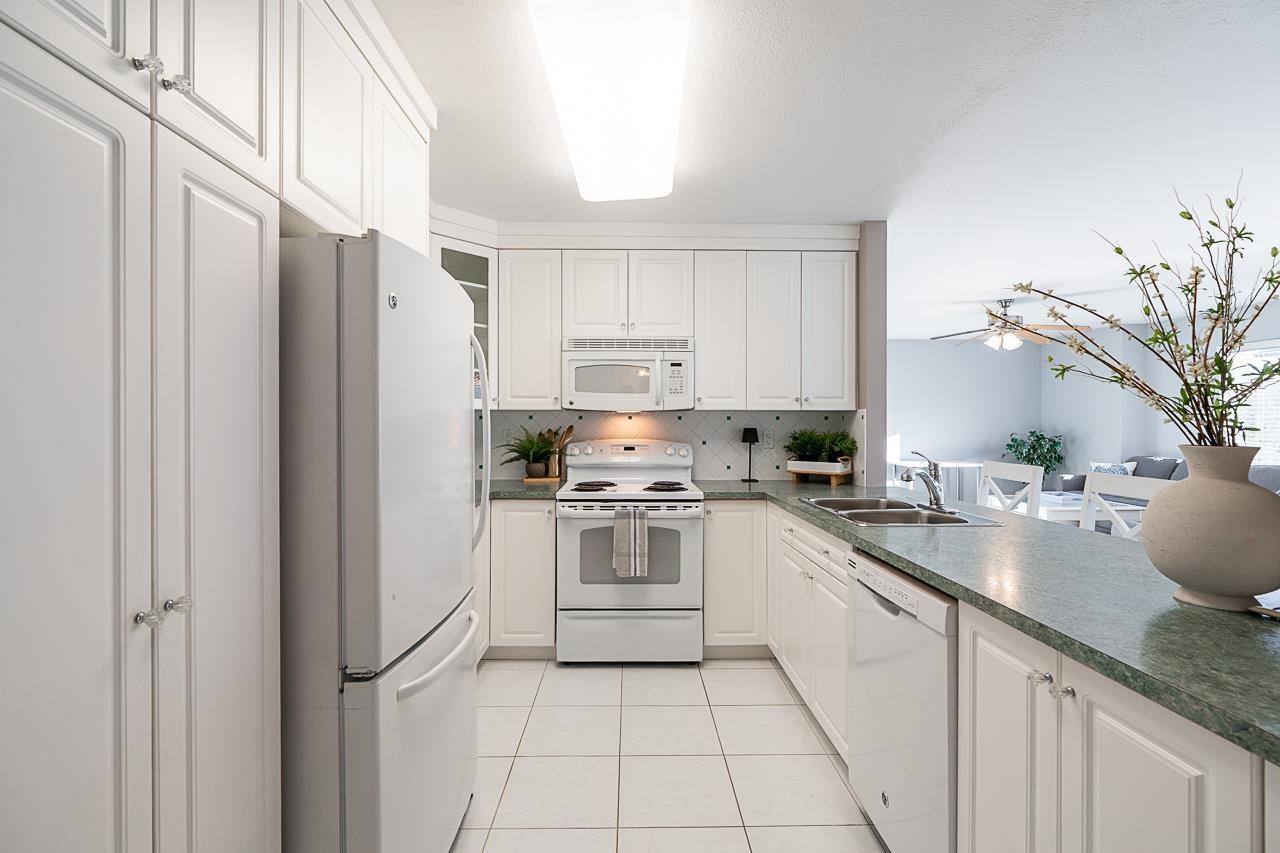 305 17695 58 Avenue, Surrey, British Columbia  V3S 1L5 - Photo 8 - R3089060