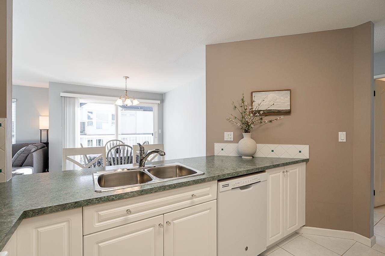 305 17695 58 Avenue, Surrey, British Columbia  V3S 1L5 - Photo 9 - R3089060