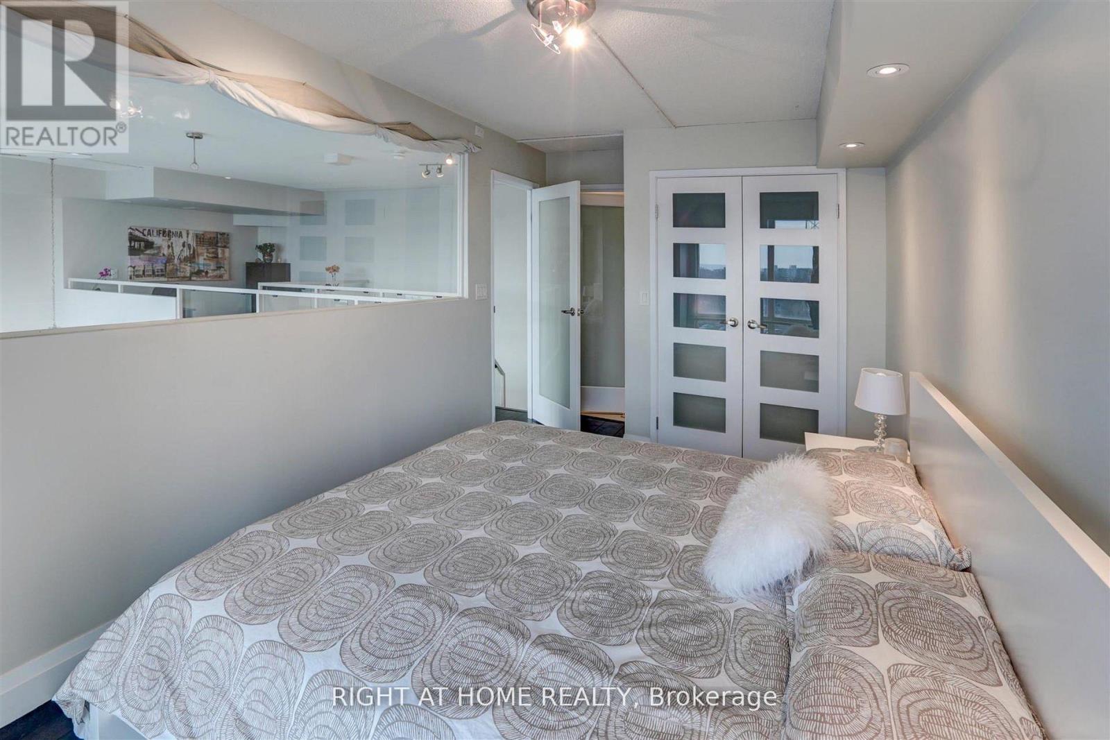 411 - 300 Manitoba Street, Toronto, Ontario  M8Y 4G6 - Photo 9 - W12783314