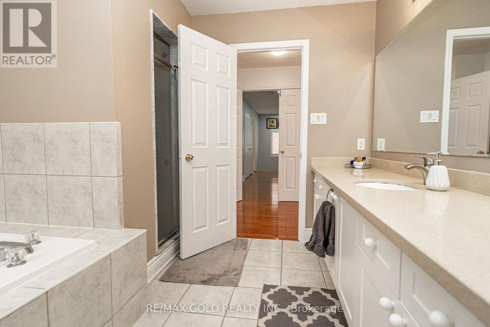 7 Bettey Road, Brampton, Ontario  L6P 1S9 - Photo 28 - W12783344