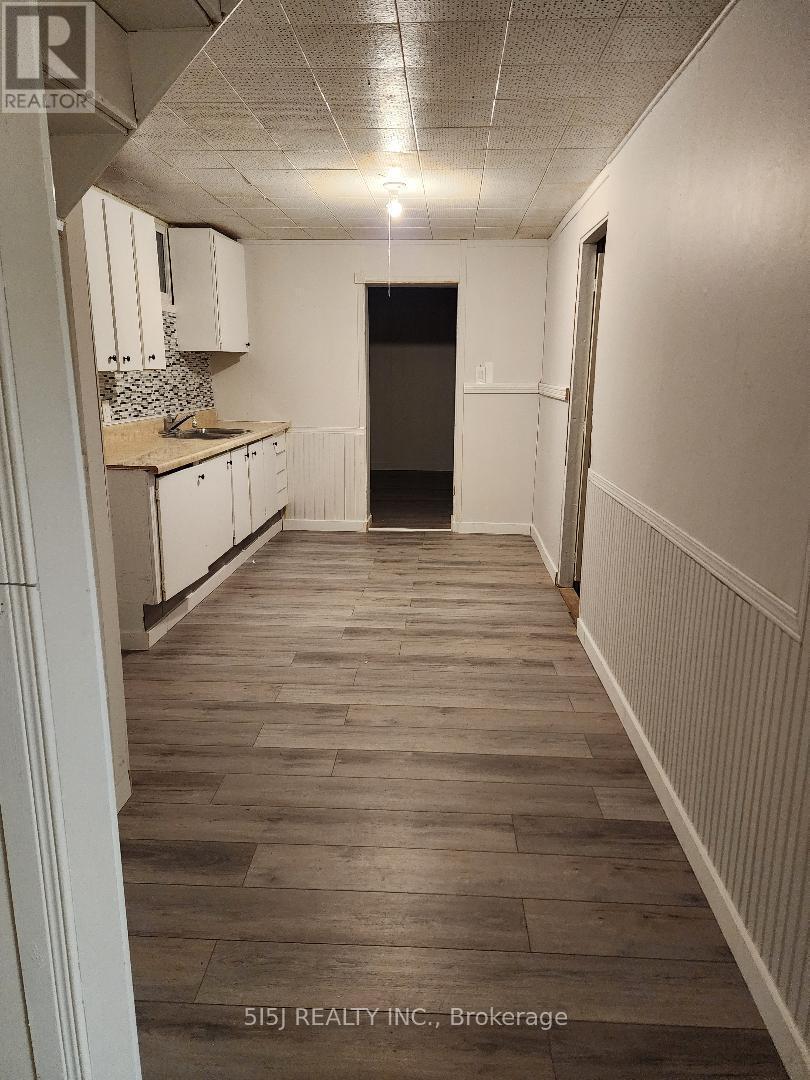 2975 Weston Road, Toronto, Ontario  M9M 2T1 - Photo 27 - W12783352