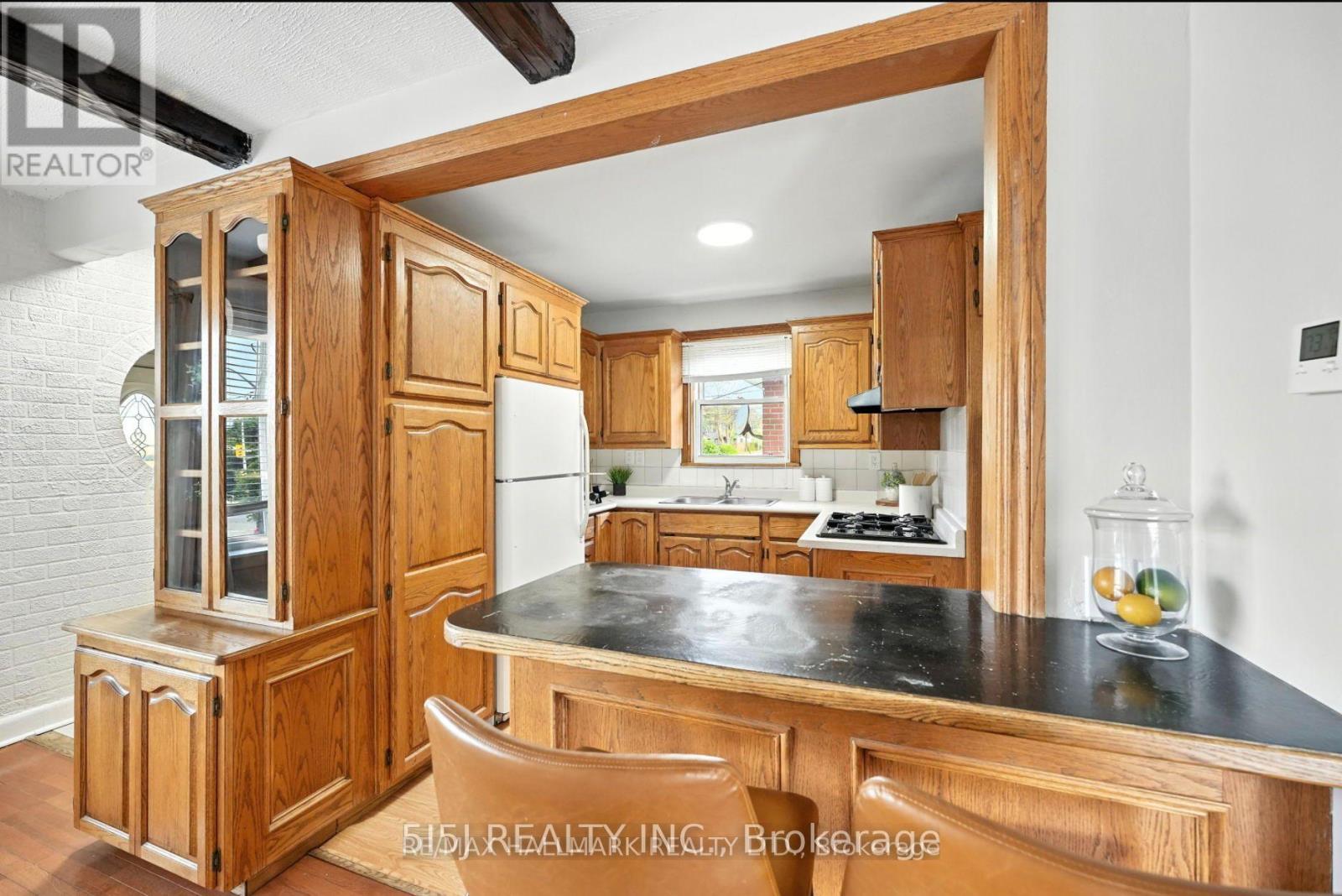 2975 Weston Road, Toronto, Ontario  M9M 2T1 - Photo 9 - W12783352