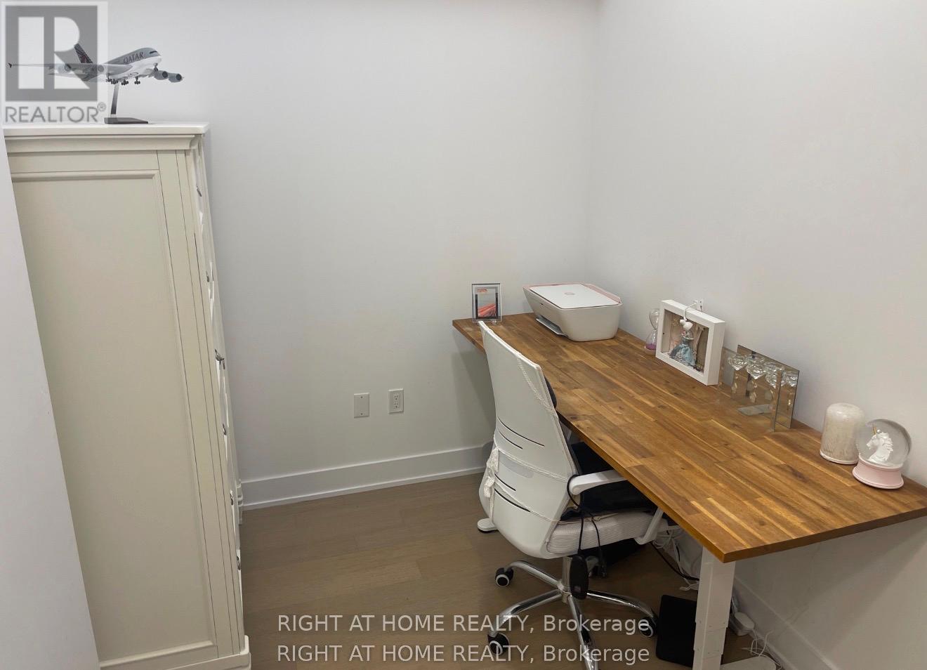 6006 - 30 Shore Breeze Drive, Toronto, Ontario  M8V 1A1 - Photo 10 - W12783366