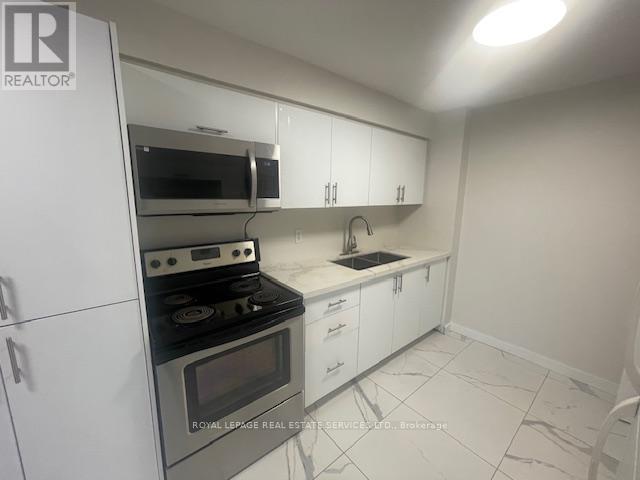 26 - 2170 Bromsgrove Road, Mississauga, Ontario  L5J 4J2 - Photo 6 - W12783396