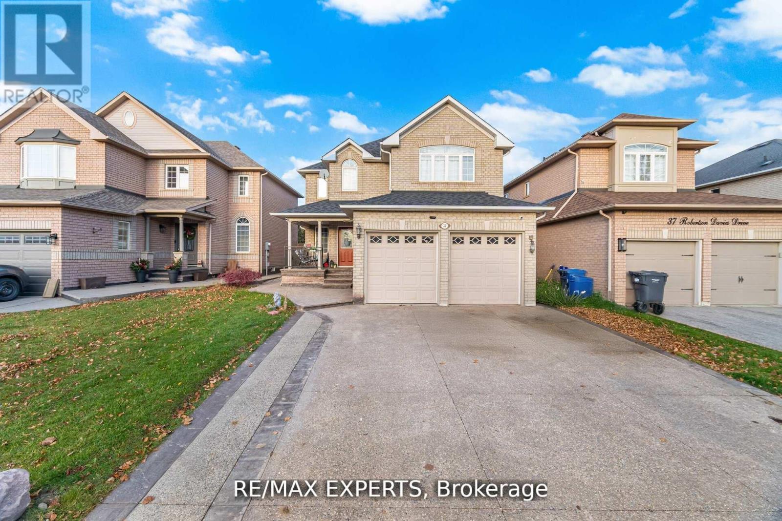 39 ROBERTSON DAVIES DRIVE, Brampton, Ontario