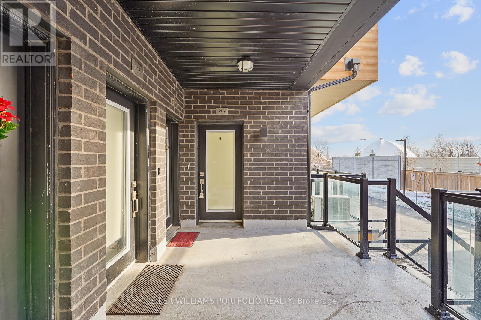 245 - 1145 Journeyman Lane, Mississauga, Ontario  L5J 0B5 - Photo 2 - W12783420