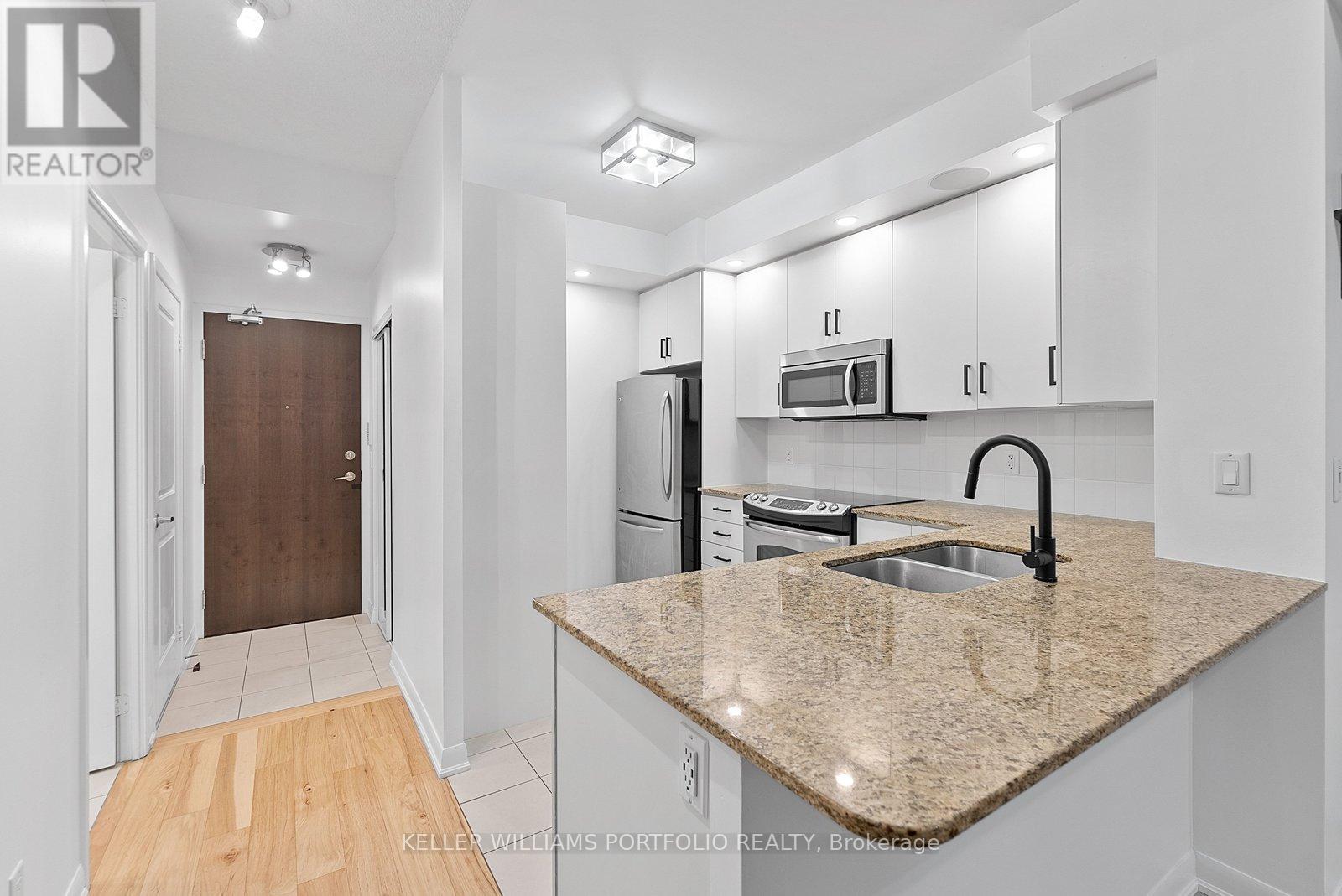 212 - 205 Sherway Gardens Road, Toronto, Ontario  M9C 0A5 - Photo 8 - W12783464