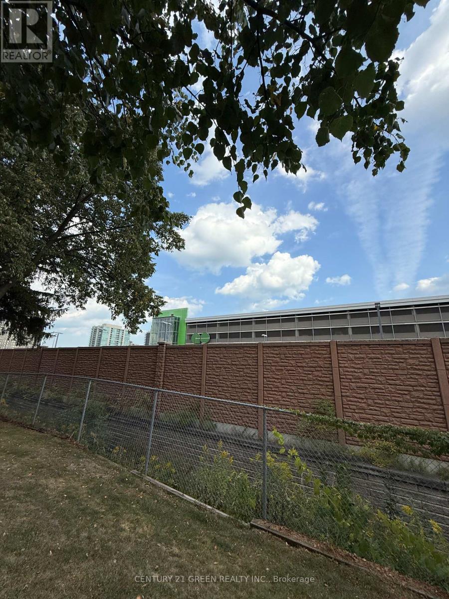 132 - 2170 Bromsgrove Road, Mississauga, Ontario  L5J 4J2 - Photo 22 - W12783472