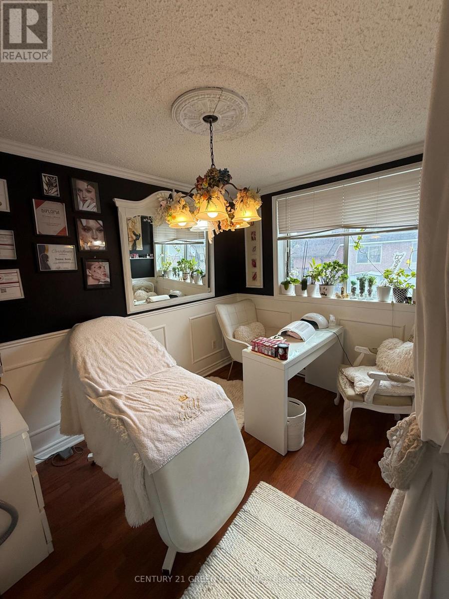 132 - 2170 Bromsgrove Road, Mississauga, Ontario  L5J 4J2 - Photo 3 - W12783472