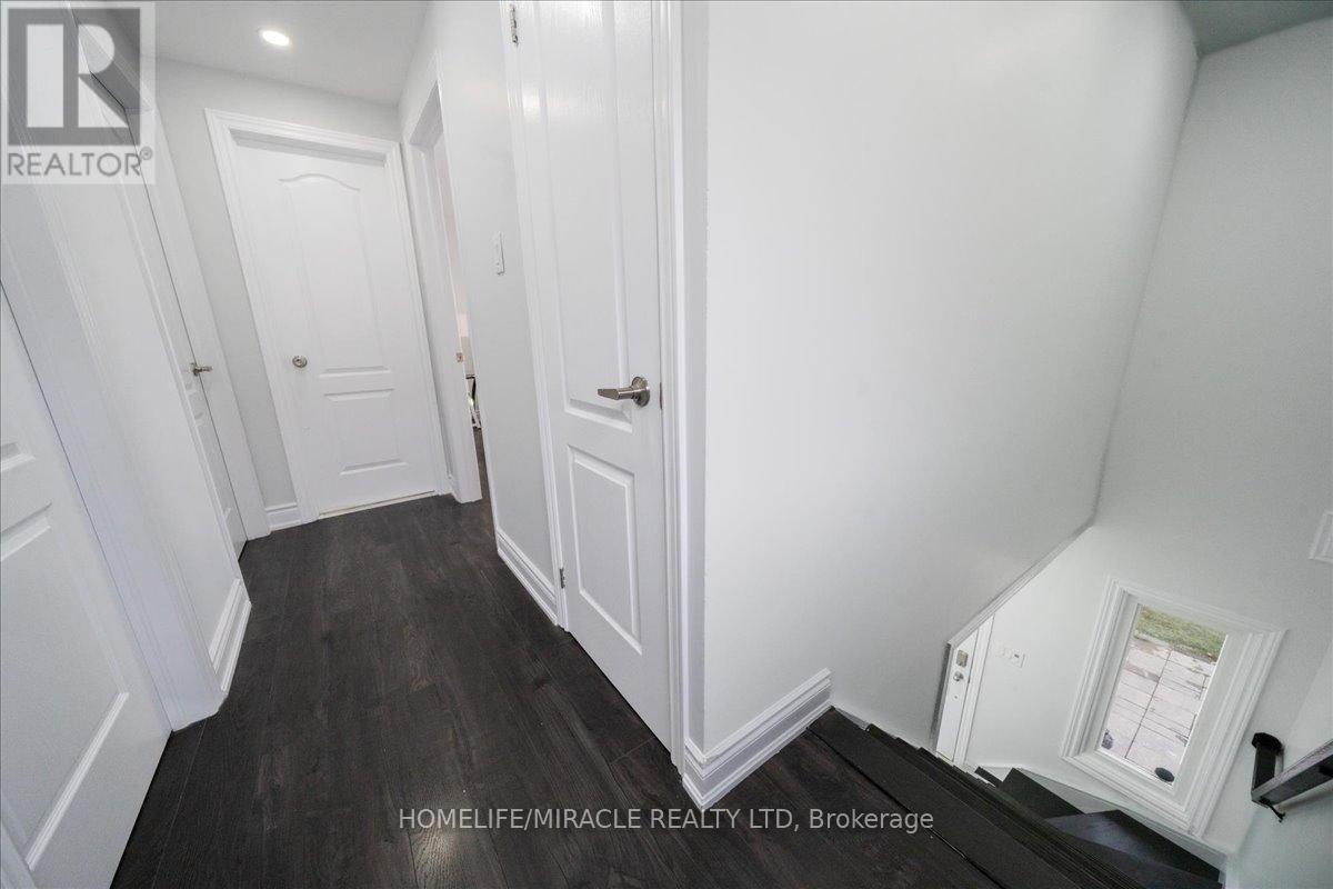 47 Martindale Crescent, Brampton, Ontario  L6X 2V7 - Photo 24 - W12783492