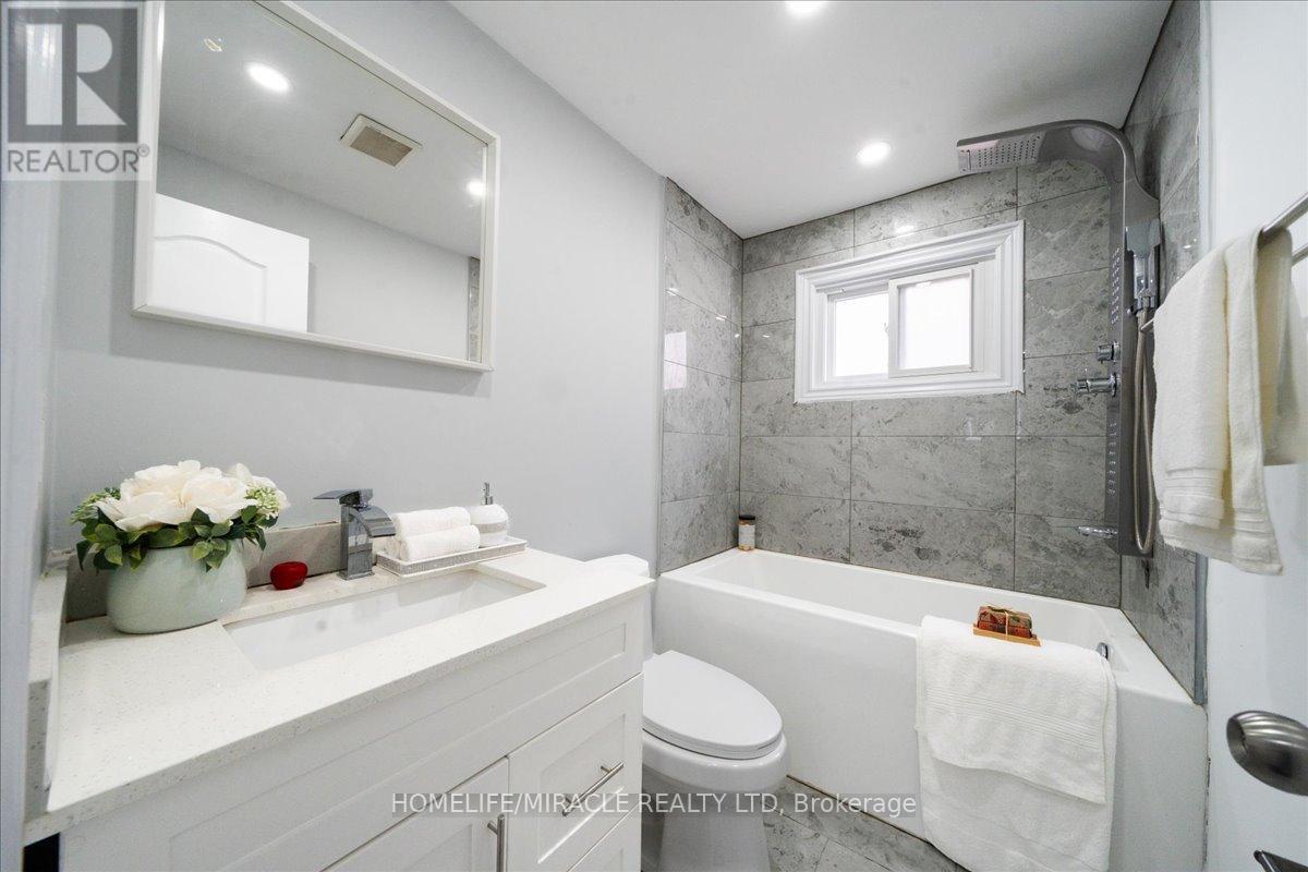 47 Martindale Crescent, Brampton, Ontario  L6X 2V7 - Photo 31 - W12783492