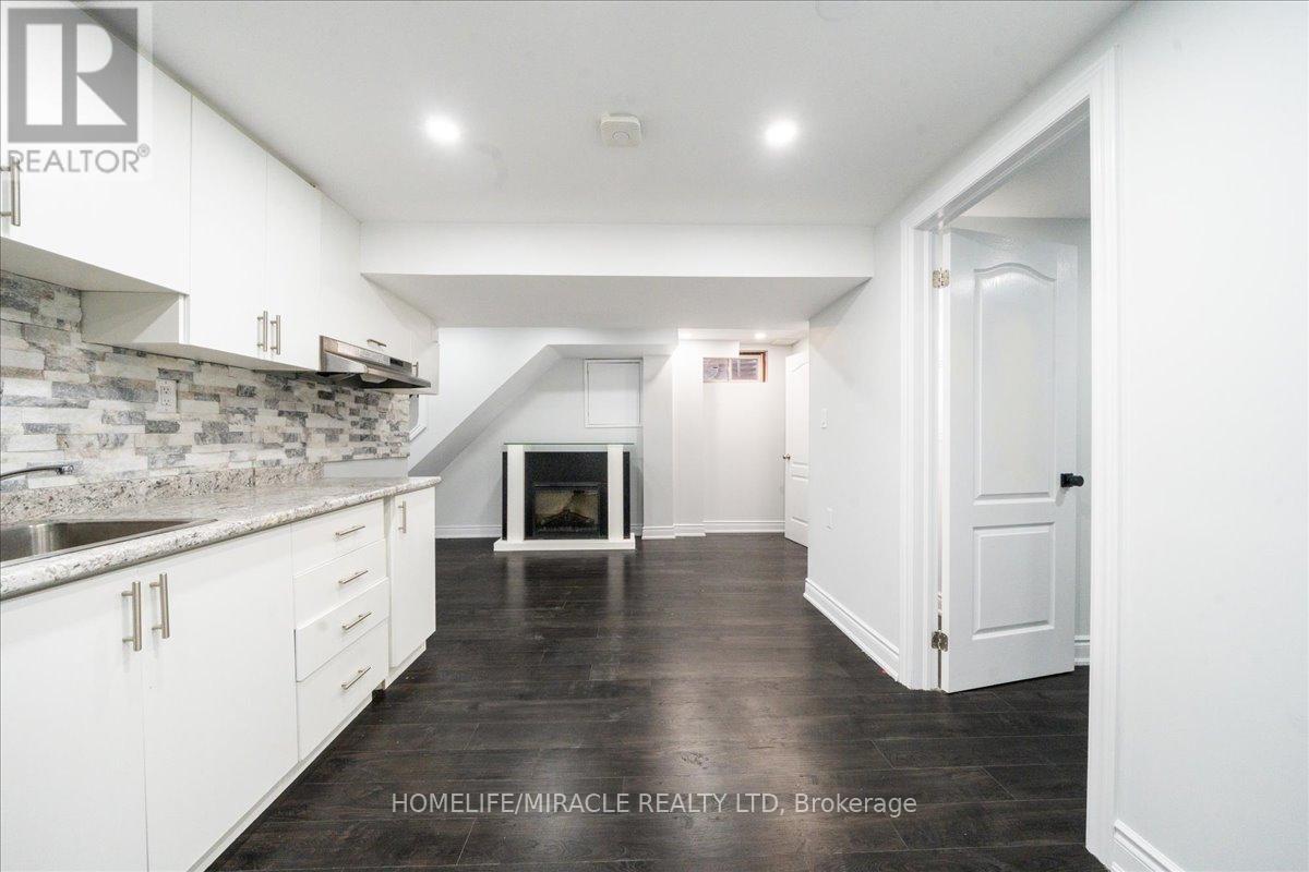 47 Martindale Crescent, Brampton, Ontario  L6X 2V7 - Photo 42 - W12783492