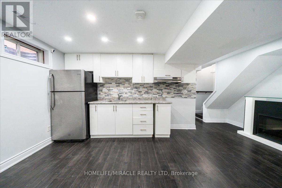 47 Martindale Crescent, Brampton, Ontario  L6X 2V7 - Photo 43 - W12783492