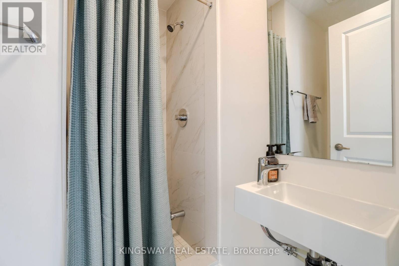 341 - 3062 Sixth Line, Oakville, Ontario  L6M 1P8 - Photo 8 - W12783522