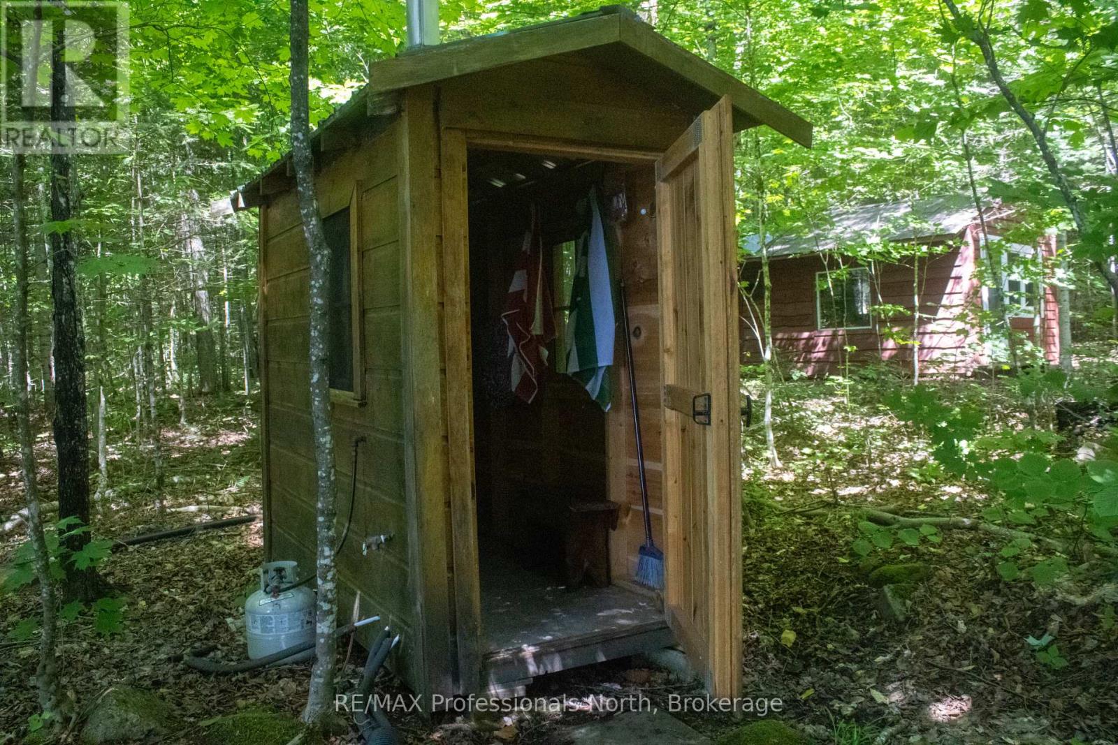 10673 Kimball Lake Wao, Algonquin Highlands, Ontario  P0A 1E0 - Photo 22 - X12261406