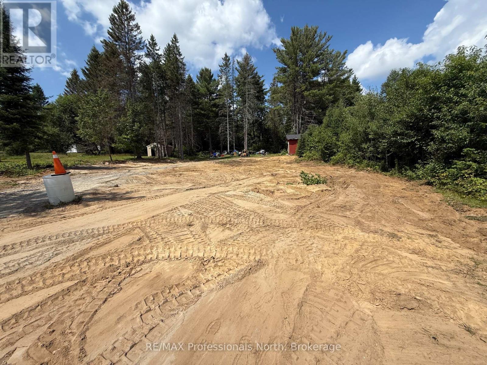 32 High West Street, Sundridge, Ontario  P0A 1Z0 - Photo 13 - X12336475