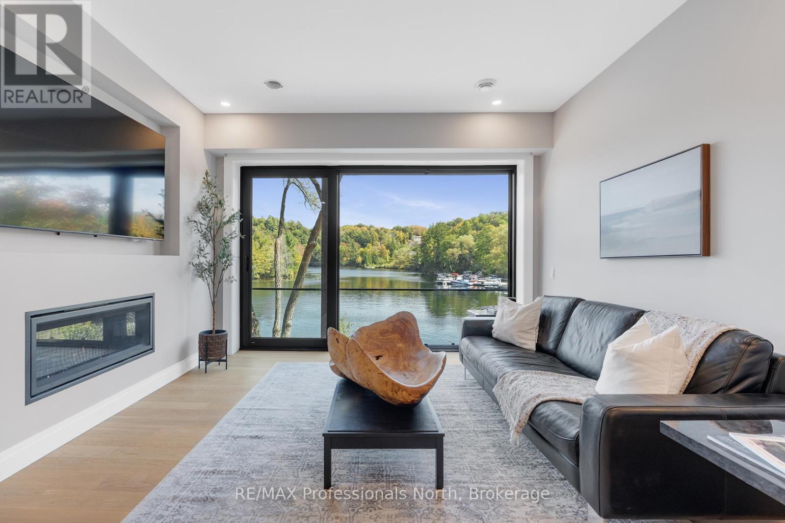 102 - 32 Brunel Road, Huntsville, Ontario  P1H 1P5 - Photo 33 - X12475509