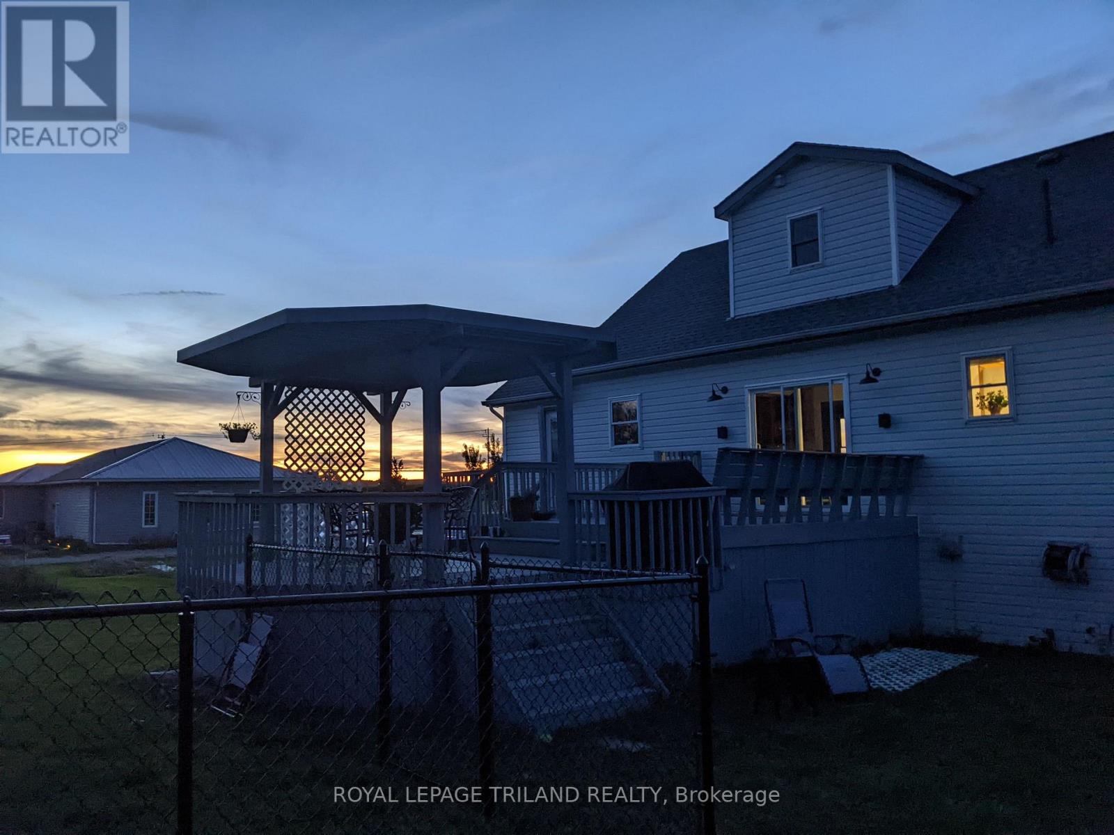 7603 Zion Line, Warwick, Ontario  N0M 2S0 - Photo 34 - X12760584