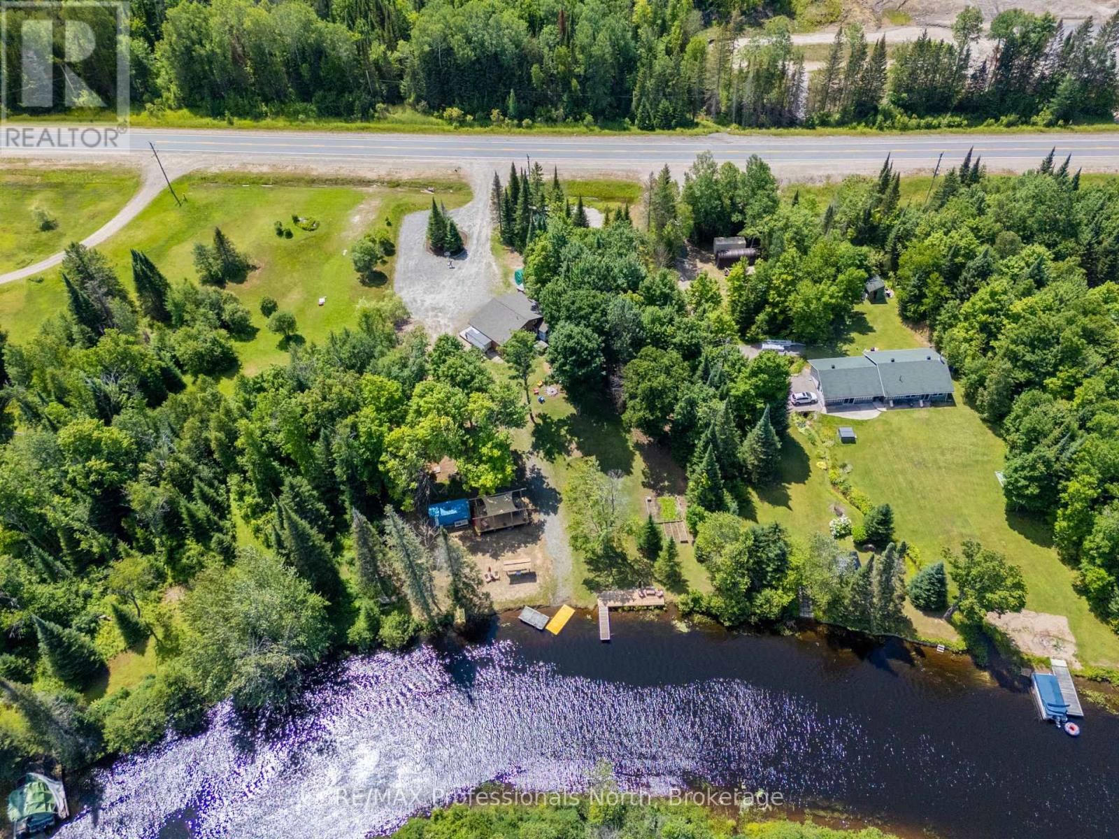 899 Katrine Road, Burk's Falls, Ontario  P0A 1C0 - Photo 8 - X12584240