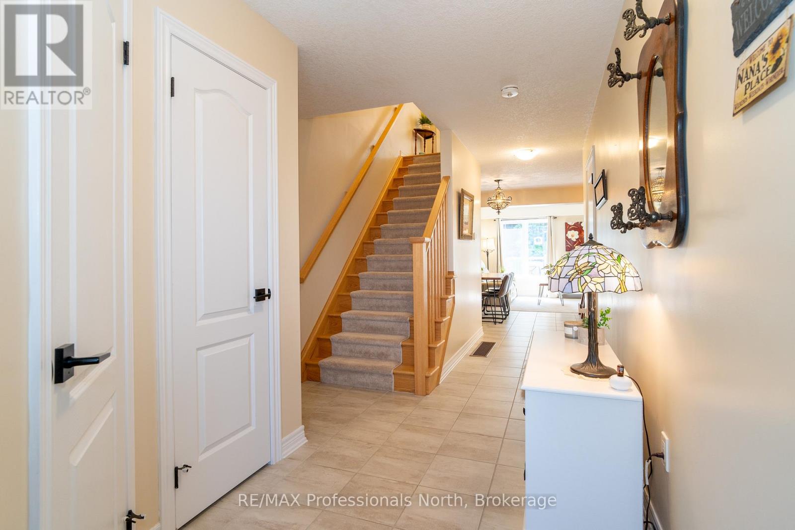 3 Kelsey Madison Court, Huntsville, Ontario  P1H 0E2 - Photo 2 - X12697010