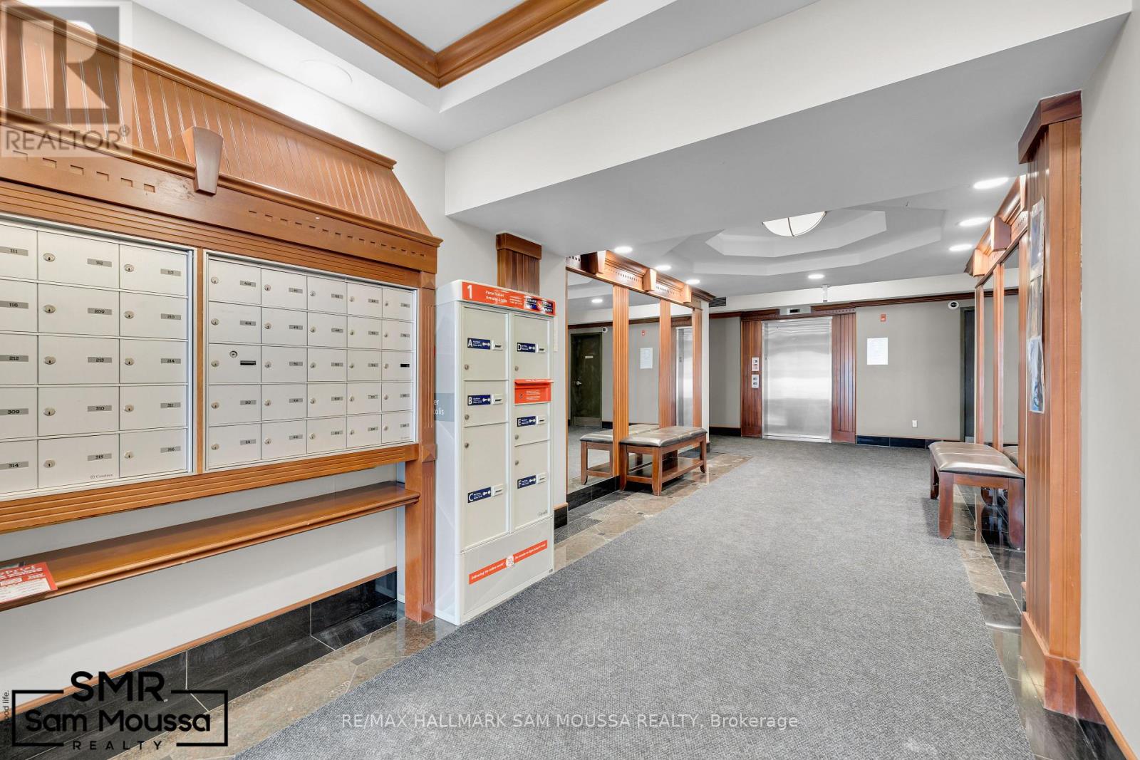 112 - 955 Beauparc Private, Ottawa, Ontario  K1J 0A2 - Photo 4 - X12782436