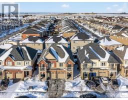 174 LORMONT BOULEVARD, Hamilton, Ontario