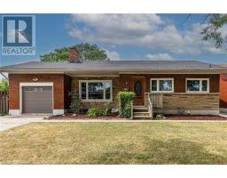 18 MASTERSON DRIVE, St. Catharines, Ontario