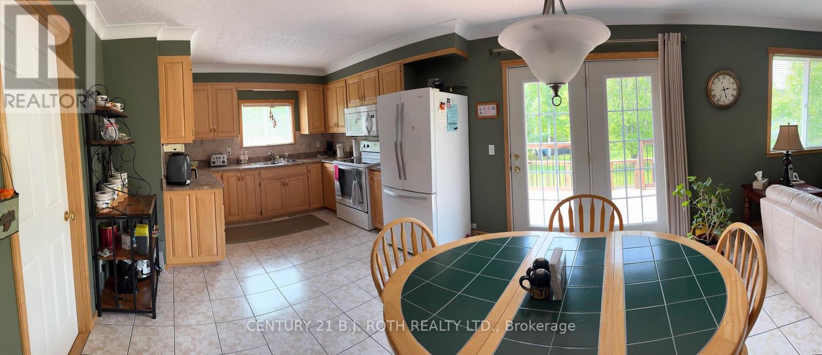 131 Graybow Drive, Parry Sound Remote Area (Restoule), Ontario  P0H 1W0 - Photo 12 - X12783468