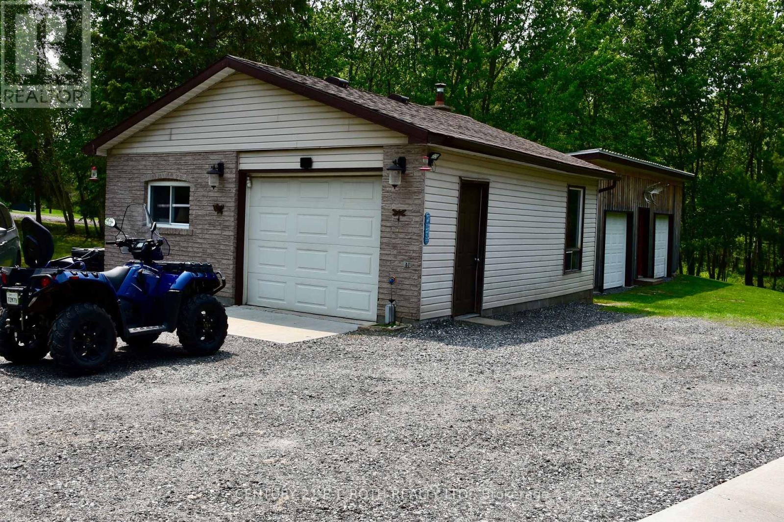 131 Graybow Drive, Parry Sound Remote Area (Restoule), Ontario  P0H 1W0 - Photo 6 - X12783468