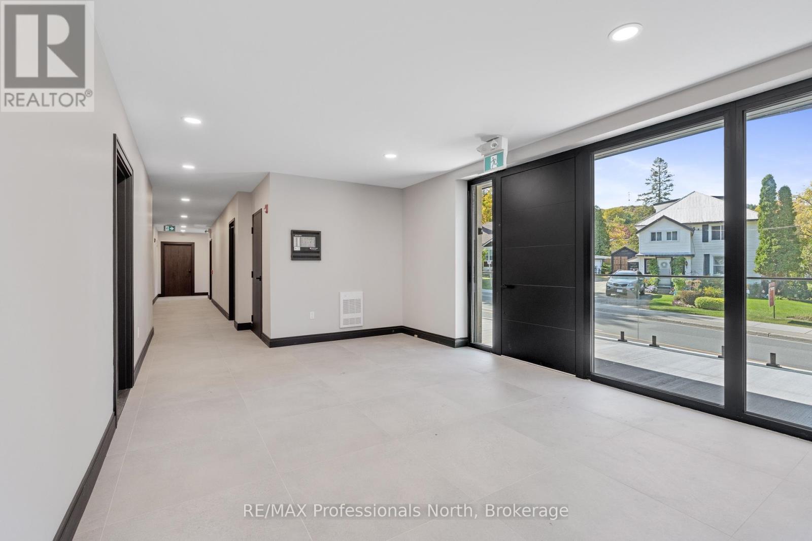 105 - 32 Brunel Road, Huntsville, Ontario  P1H 1P5 - Photo 30 - X12761728