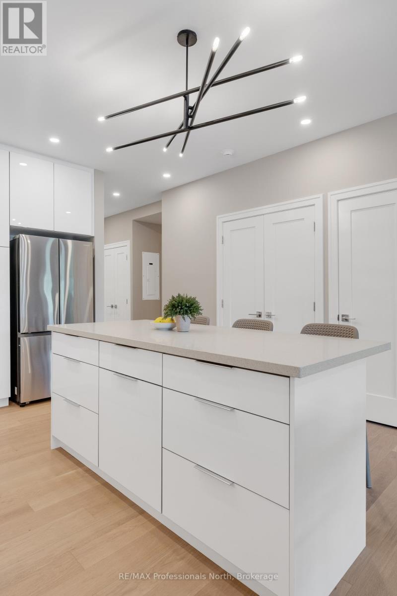 105 - 32 Brunel Road, Huntsville, Ontario  P1H 1P5 - Photo 38 - X12761728