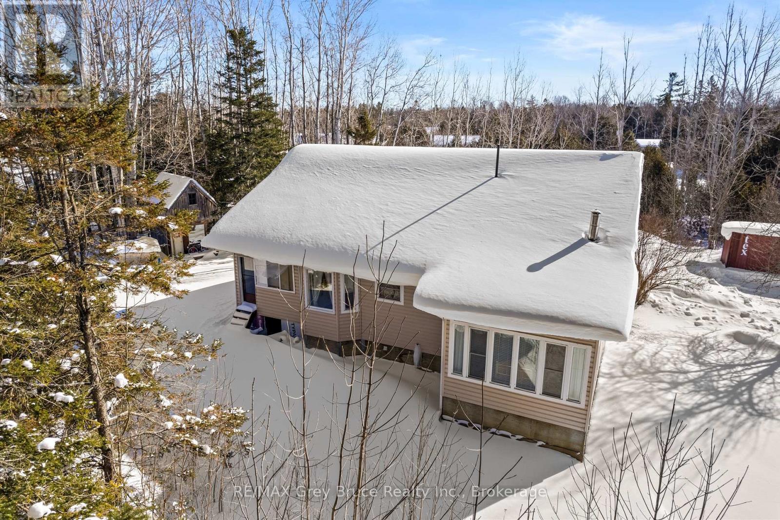 20 Cape Hurd Road, Northern Bruce Peninsula, Ontario  N0H 2R0 - Photo 4 - X12782420
