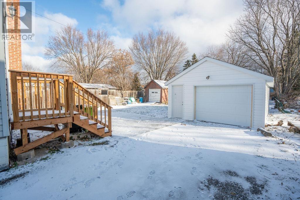 588 Sherbourne St, Sault Ste. Marie, Ontario  P6C 3X7 - Photo 3 - SM253381