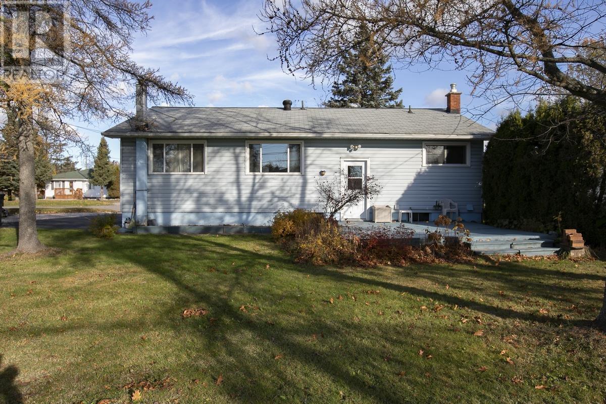 537 Placid Ave, Sault Ste. Marie, Ontario  P6B 3M4 - Photo 6 - SM253191
