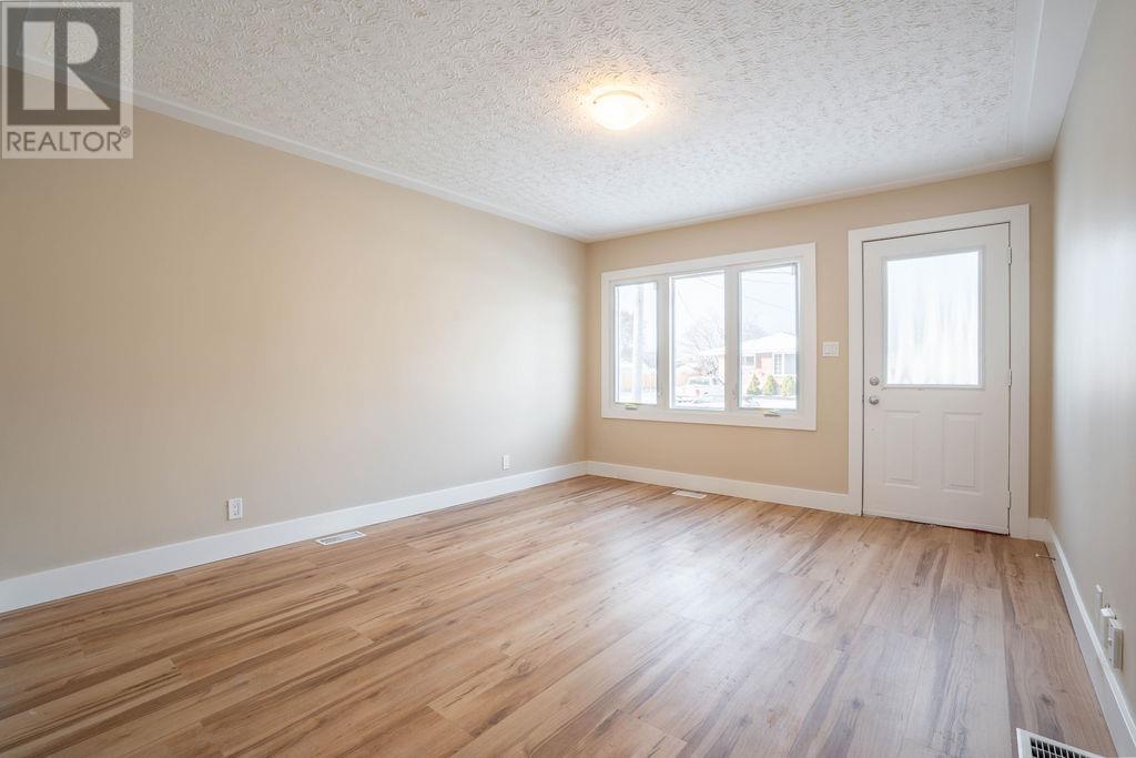 588 Sherbourne St, Sault Ste. Marie, Ontario  P6C 3X7 - Photo 11 - SM253381