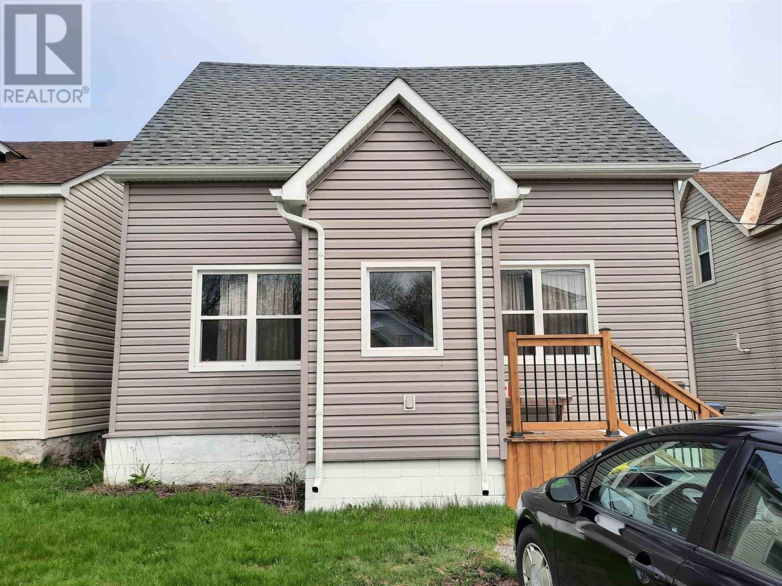 34 Algoma Ave, Sault Ste. Marie, Ontario  P6B 2P7 - Photo 37 - SM260005