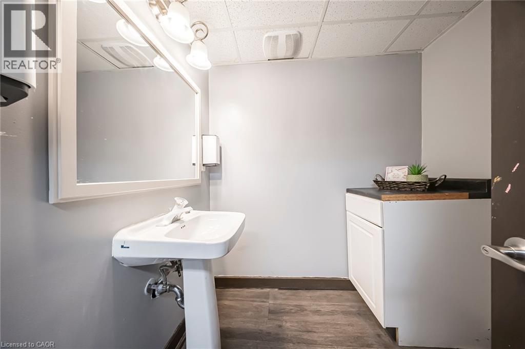 118 St Andrews Street, Cambridge, Ontario  N1S 1M8 - Photo 12 - 40802730