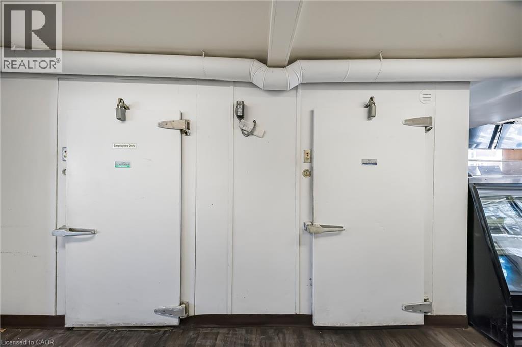 118 St Andrews Street, Cambridge, Ontario  N1S 1M8 - Photo 9 - 40802730