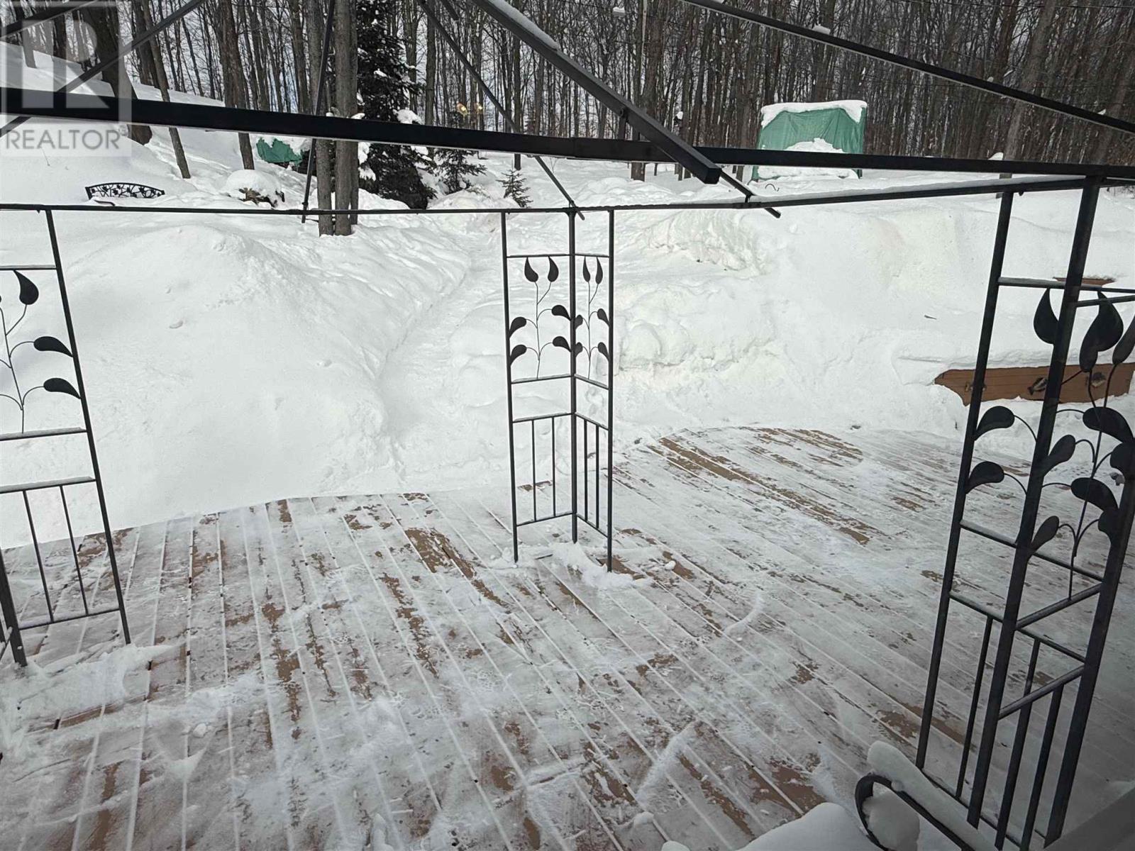 30 Axmith Ave, Elliot Lake, Ontario  P5A 1B7 - Photo 7 - SM260186