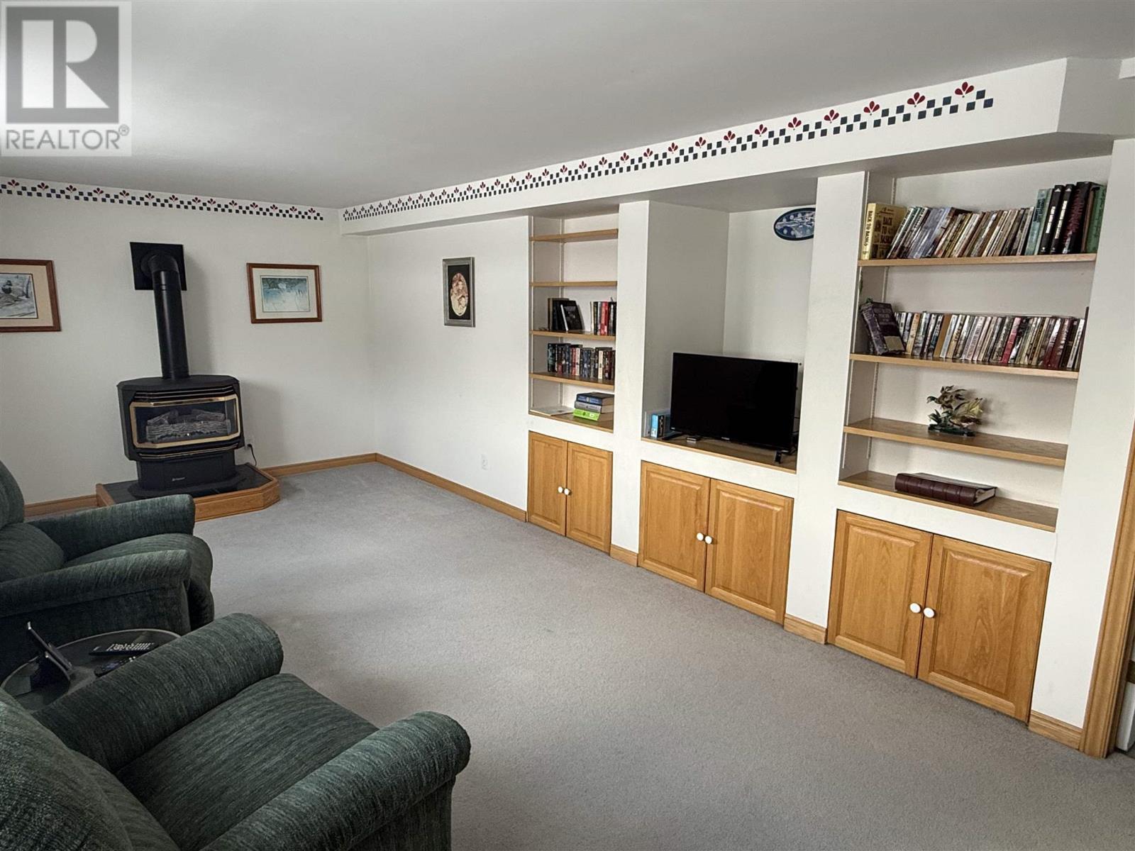 30 Axmith Ave, Elliot Lake, Ontario  P5A 1B7 - Photo 41 - SM260186