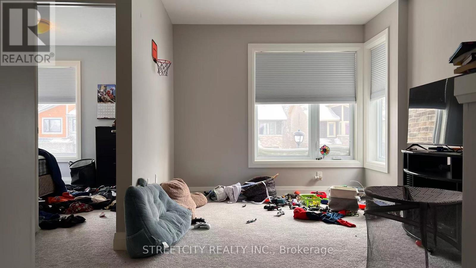 1614 Valhalla Street N, London North, Ontario  N6G 0V2 - Photo 13 - X12783606