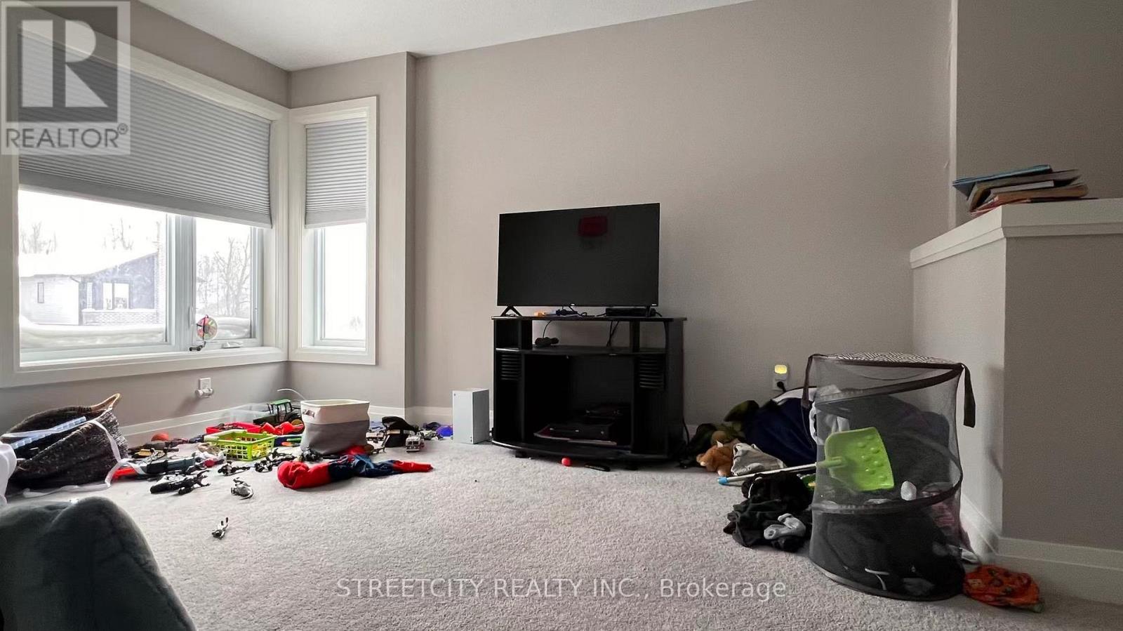 1614 Valhalla Street N, London North, Ontario  N6G 0V2 - Photo 14 - X12783606