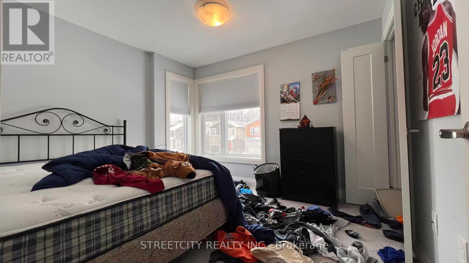 1614 Valhalla Street N, London North, Ontario  N6G 0V2 - Photo 20 - X12783606