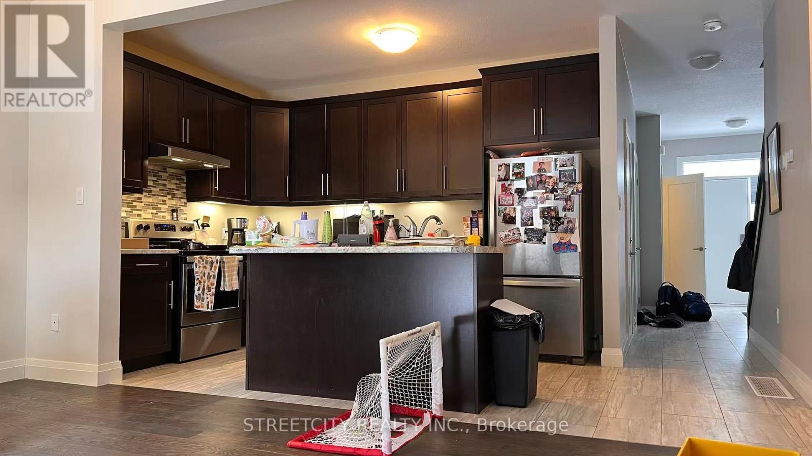 1614 Valhalla Street N, London North, Ontario  N6G 0V2 - Photo 6 - X12783606