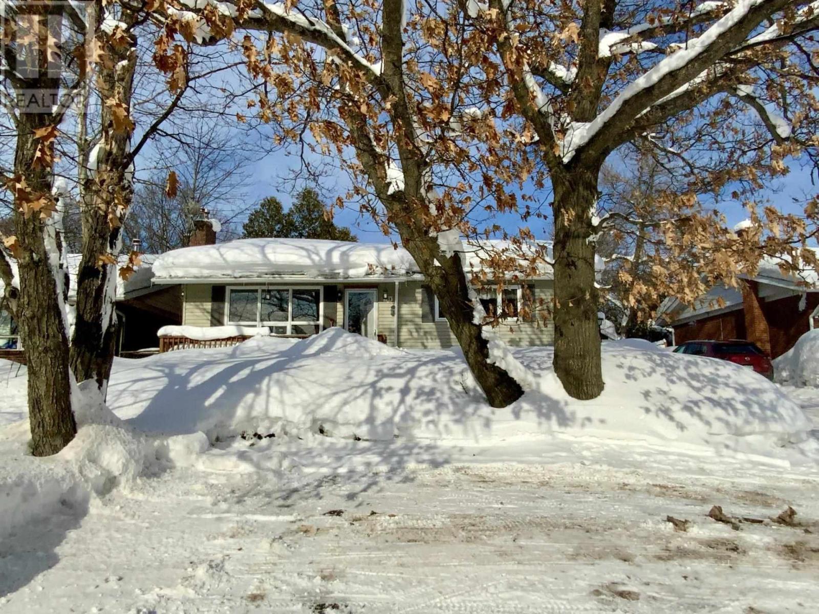 100 Tilley Rd, Sault Ste. Marie, Ontario  P6B 3Y9 - Photo 16 - SM260287