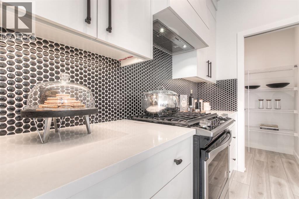 22 Bridgeport Circle, Chestermere, Alberta  T1X 3C9 - Photo 6 - A2285912